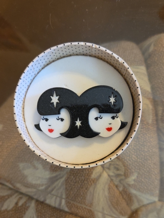 Jewelry - Erstwilder Horoscope Gemini Twin Face Pin Brooch - Retro Star Motif